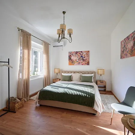 Cudesni Drvored Apartment *